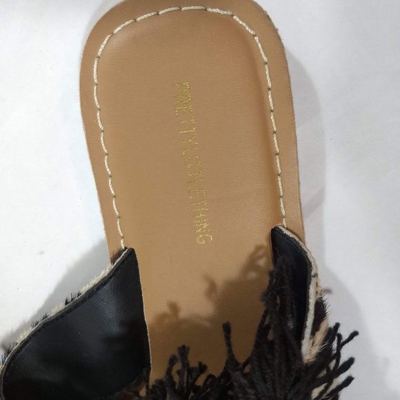 Pretty Little Thing Sandals Slides Black Cream Women's Size 6 - Picture 6 of 9